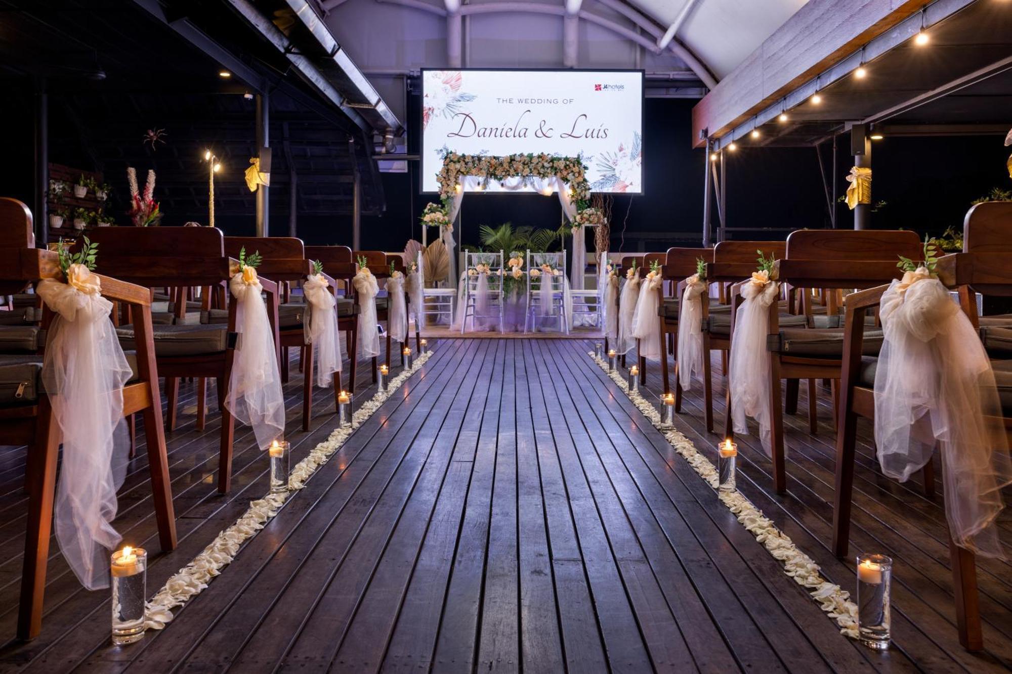 J4 Hotels Legian Dış mekan fotoğraf