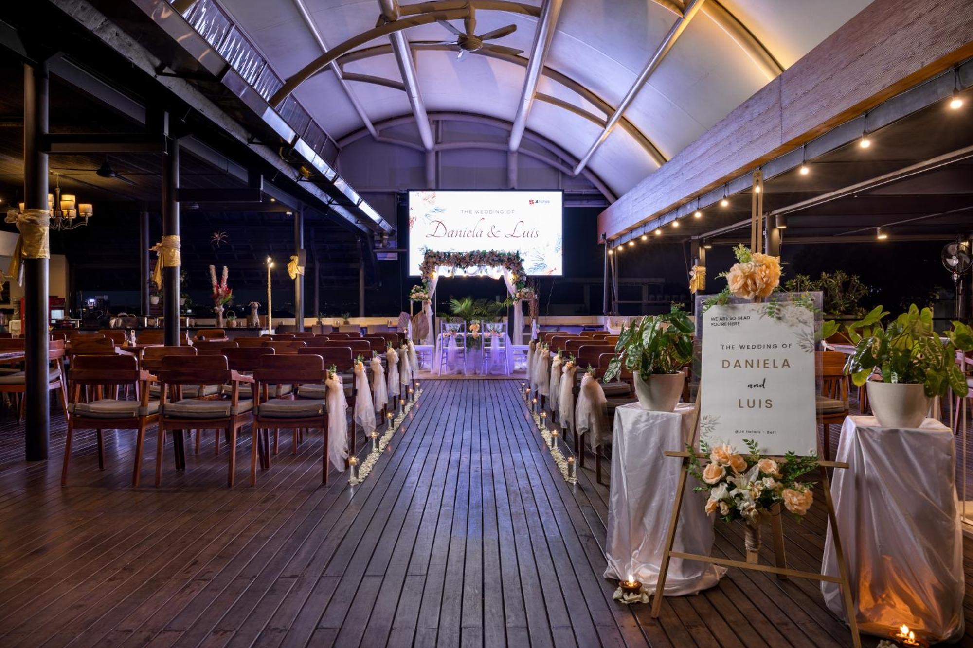 J4 Hotels Legian Dış mekan fotoğraf
